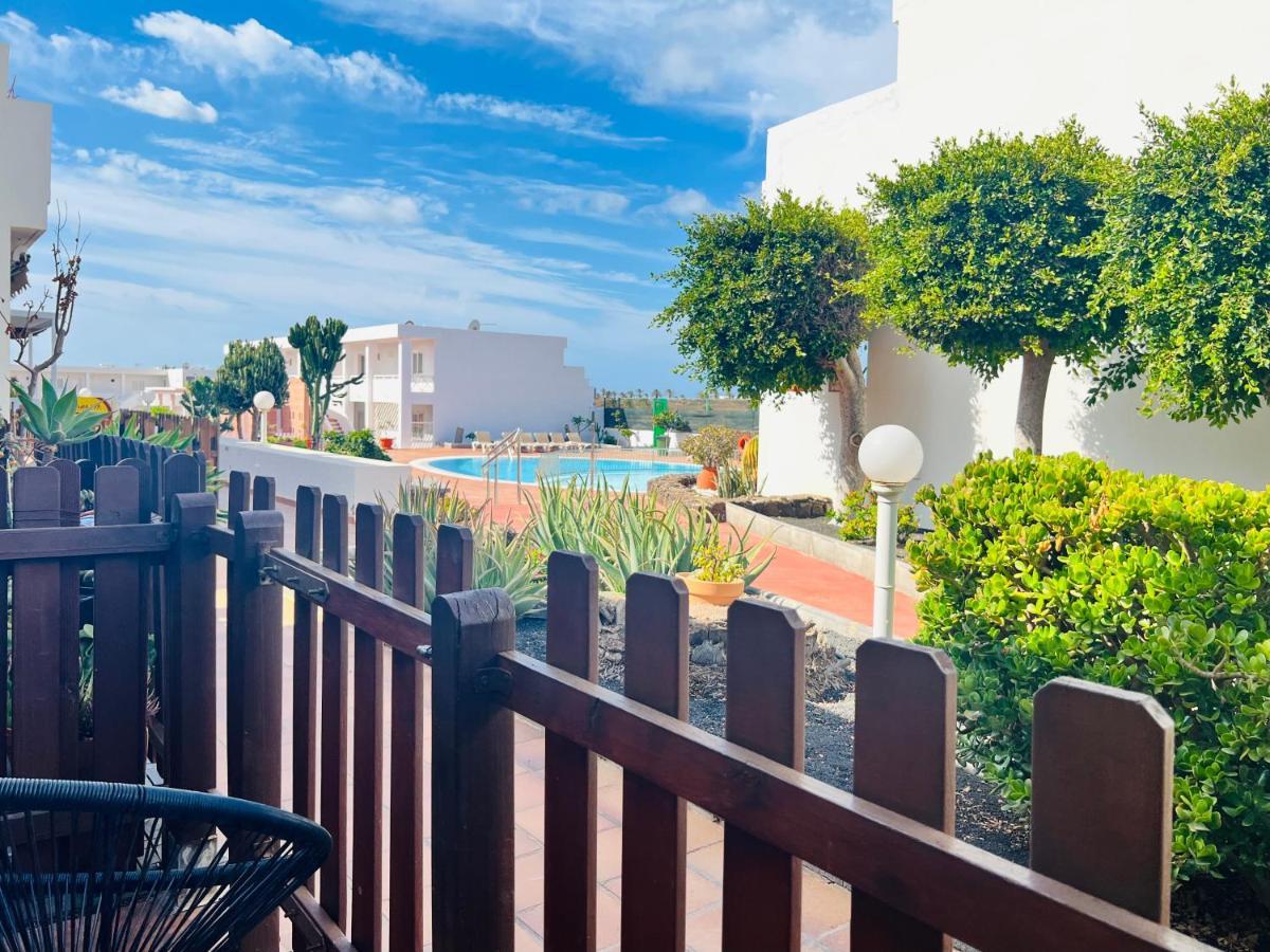 Canaryislandshost I Amanecer Costa Teguise Exterior photo